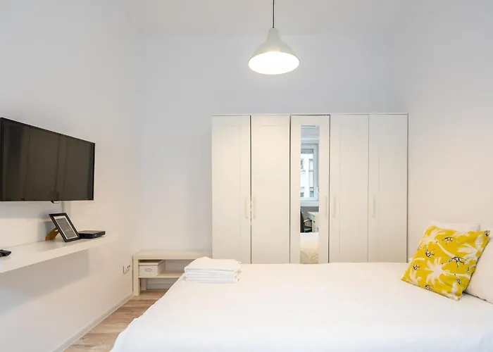 Funky Flat In Calea Victoriei Bükreş