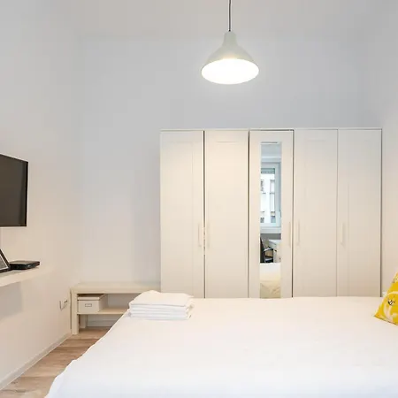 Funky Flat In Calea Victoriei Βουκουρέστι