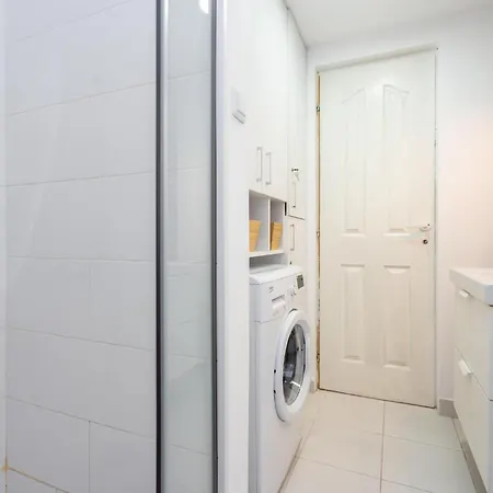 Funky Flat In Calea Victoriei